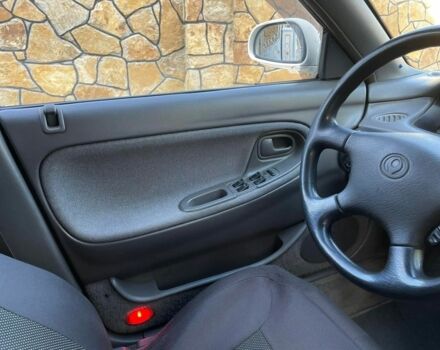 Белый Мазда 626, объемом двигателя 2 л и пробегом 146 тыс. км за 2250 $, фото 7 на Automoto.ua