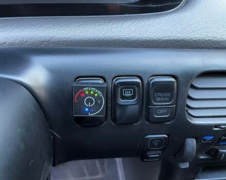 Белый Мазда 626, объемом двигателя 2 л и пробегом 146 тыс. км за 2250 $, фото 8 на Automoto.ua