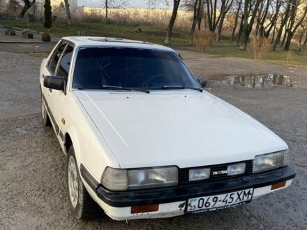 Мазда 626 1984 в Каменце-Подольском на Automoto.ua Белый Мазда 626, объемом двигателя 2 л и пробегом 300 тыс. км за 1100 $, фото 1 на Automoto.ua
