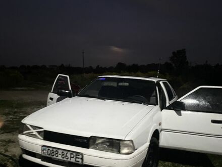 Білий Мазда 626, об'ємом двигуна 2 л та пробігом 320 тис. км за 359 $, фото 1 на Automoto.ua