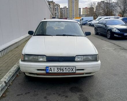 Белый Мазда 626, объемом двигателя 1.8 л и пробегом 0 тыс. км за 1250 $, фото 1 на Automoto.ua