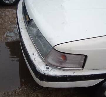 Білий Мазда 626, об'ємом двигуна 2.18 л та пробігом 300 тис. км за 1100 $, фото 1 на Automoto.ua