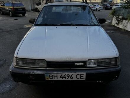 Белый Мазда 626, объемом двигателя 0 л и пробегом 185 тыс. км за 800 $, фото 1 на Automoto.ua