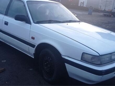 Мазда 626 1989 в Мукачеве на Automoto.ua Белый Мазда 626, объемом двигателя 2 л и пробегом 255 тыс. км за 1100 $, фото 1 на Automoto.ua