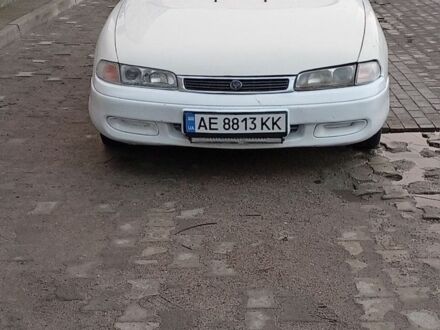 Белый Мазда 626, объемом двигателя 1.8 л и пробегом 350 тыс. км за 1800 $, фото 1 на Automoto.ua