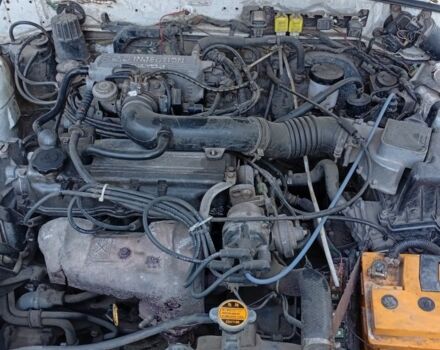 Бежевый Мазда 626, объемом двигателя 2 л и пробегом 200 тыс. км за 850 $, фото 7 на Automoto.ua