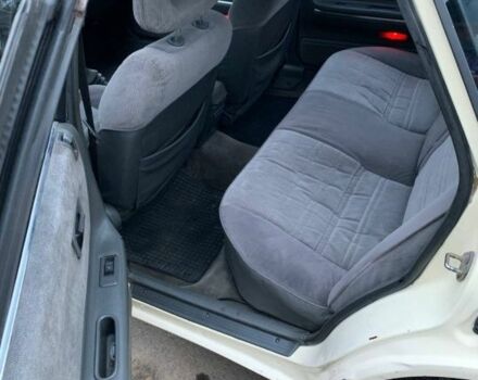 Бежевый Мазда 626, объемом двигателя 2 л и пробегом 210 тыс. км за 1800 $, фото 4 на Automoto.ua