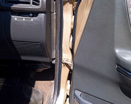 Бежевый Мазда 626, объемом двигателя 2 л и пробегом 500 тыс. км за 1150 $, фото 9 на Automoto.ua