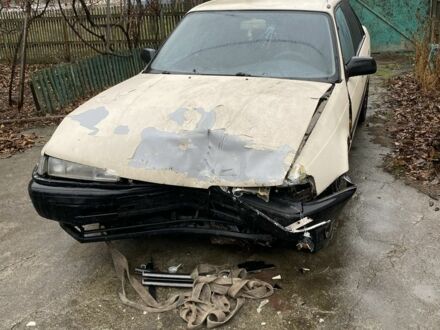 Мазда 626 1990 в Новомосковске на Automoto.ua Бежевый Мазда 626, объемом двигателя 2 л и пробегом 1 тыс. км за 423 $, фото 1 на Automoto.ua