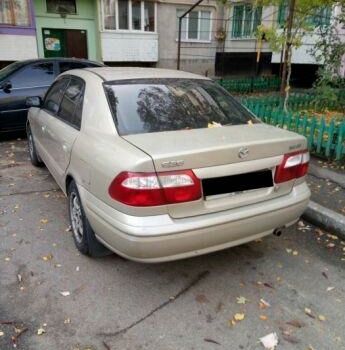 Бежевий Мазда 626, об'ємом двигуна 1.8 л та пробігом 300 тис. км за 4500 $, фото 1 на Automoto.ua