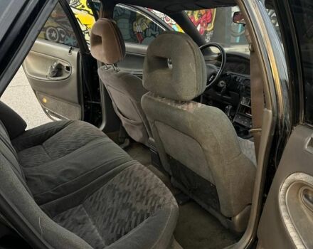 Черный Мазда 626, объемом двигателя 2.5 л и пробегом 483 тыс. км за 1200 $, фото 7 на Automoto.ua