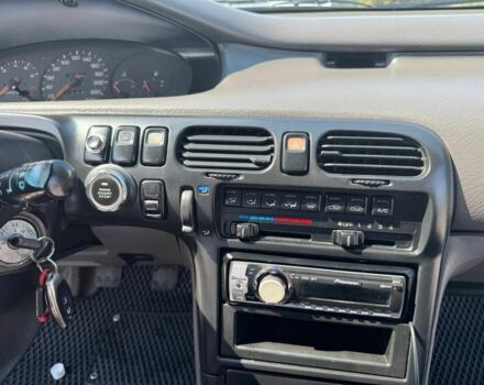 Черный Мазда 626, объемом двигателя 1.8 л и пробегом 310 тыс. км за 3000 $, фото 4 на Automoto.ua