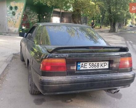 Черный Мазда 626, объемом двигателя 2.2 л и пробегом 400 тыс. км за 1200 $, фото 3 на Automoto.ua