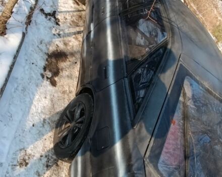 Черный Мазда 626, объемом двигателя 2 л и пробегом 100 тыс. км за 436 $, фото 2 на Automoto.ua