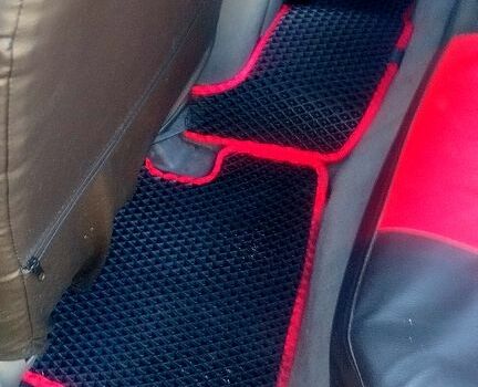 Чорний Мазда 626, об'ємом двигуна 2 л та пробігом 0 тис. км за 1900 $, фото 4 на Automoto.ua
