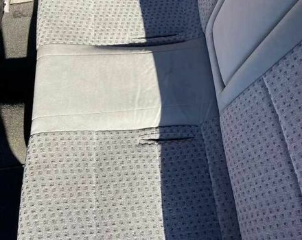 Черный Мазда 626, объемом двигателя 2 л и пробегом 210 тыс. км за 3000 $, фото 4 на Automoto.ua