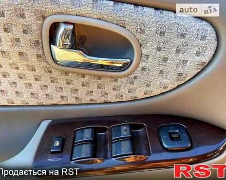 Черный Мазда 626, объемом двигателя 2 л и пробегом 208 тыс. км за 3000 $, фото 10 на Automoto.ua