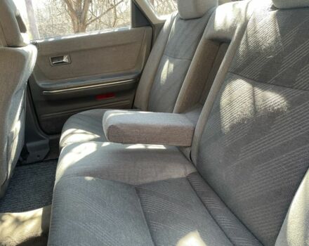 Черный Мазда 626, объемом двигателя 2 л и пробегом 320 тыс. км за 950 $, фото 6 на Automoto.ua