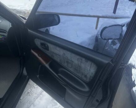 Фиолетовый Мазда 626, объемом двигателя 1.99 л и пробегом 350 тыс. км за 2800 $, фото 6 на Automoto.ua