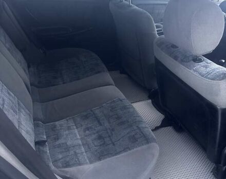 Фиолетовый Мазда 626, объемом двигателя 1.99 л и пробегом 350 тыс. км за 2800 $, фото 3 на Automoto.ua