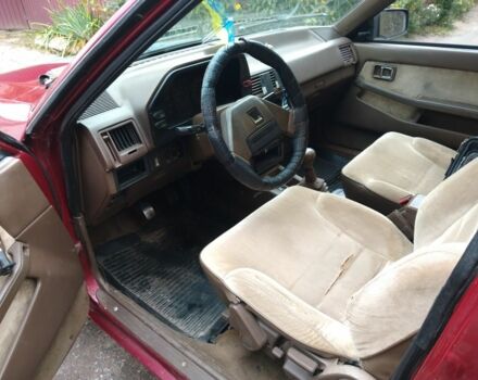 Красный Мазда 626, объемом двигателя 2 л и пробегом 250 тыс. км за 1212 $, фото 6 на Automoto.ua