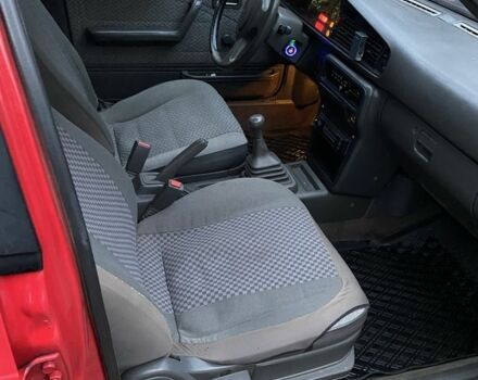 Червоний Мазда 626, об'ємом двигуна 1.8 л та пробігом 3 тис. км за 1850 $, фото 2 на Automoto.ua