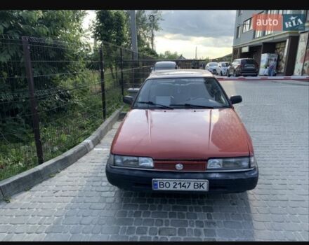 Красный Мазда 626, объемом двигателя 2 л и пробегом 500 тыс. км за 907 $, фото 2 на Automoto.ua