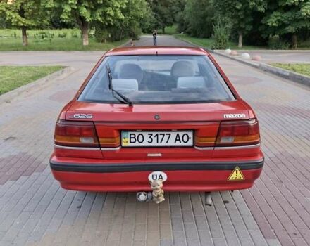 Красный Мазда 626, объемом двигателя 1.8 л и пробегом 480 тыс. км за 1600 $, фото 6 на Automoto.ua