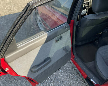 Червоний Мазда 626, об'ємом двигуна 2 л та пробігом 311 тис. км за 1100 $, фото 7 на Automoto.ua