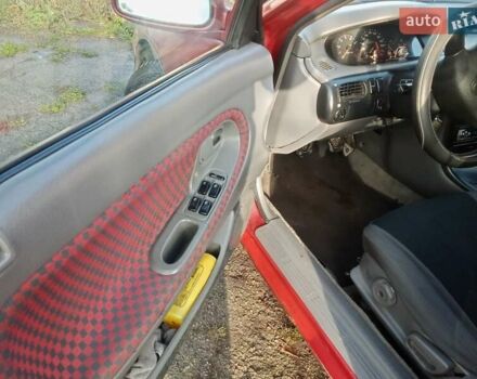 Красный Мазда 626, объемом двигателя 1.99 л и пробегом 350 тыс. км за 2600 $, фото 9 на Automoto.ua