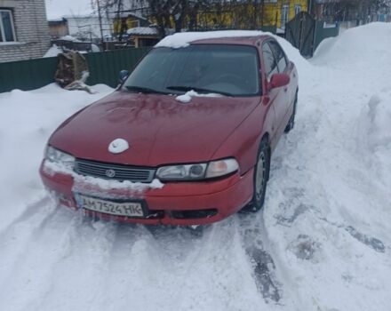 Красный Мазда 626, объемом двигателя 2 л и пробегом 120 тыс. км за 700 $, фото 2 на Automoto.ua