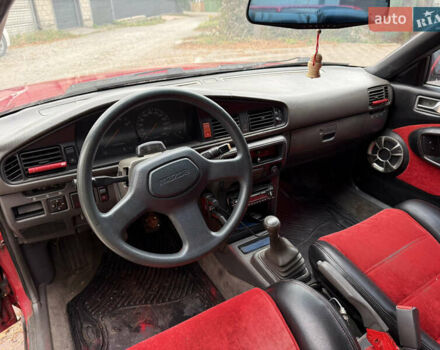 Красный Мазда 626, объемом двигателя 2.18 л и пробегом 555 тыс. км за 1375 $, фото 12 на Automoto.ua