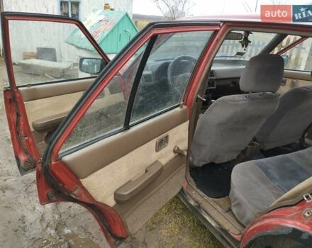 Красный Мазда 626, объемом двигателя 2 л и пробегом 346 тыс. км за 1400 $, фото 9 на Automoto.ua