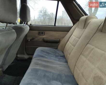 Красный Мазда 626, объемом двигателя 2 л и пробегом 346 тыс. км за 1400 $, фото 7 на Automoto.ua