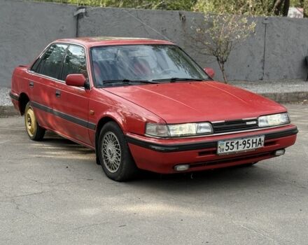 Красный Мазда 626, объемом двигателя 2 л и пробегом 330 тыс. км за 850 $, фото 3 на Automoto.ua