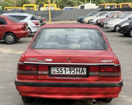 Красный Мазда 626, объемом двигателя 2 л и пробегом 330 тыс. км за 850 $, фото 5 на Automoto.ua