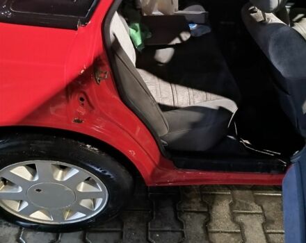 Червоний Мазда 626, об'ємом двигуна 1.8 л та пробігом 91 тис. км за 1500 $, фото 6 на Automoto.ua