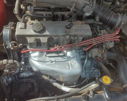 Красный Мазда 626, объемом двигателя 2.18 л и пробегом 200 тыс. км за 1500 $, фото 5 на Automoto.ua