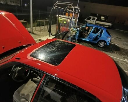 Червоний Мазда 626, об'ємом двигуна 1.8 л та пробігом 91 тис. км за 1500 $, фото 8 на Automoto.ua