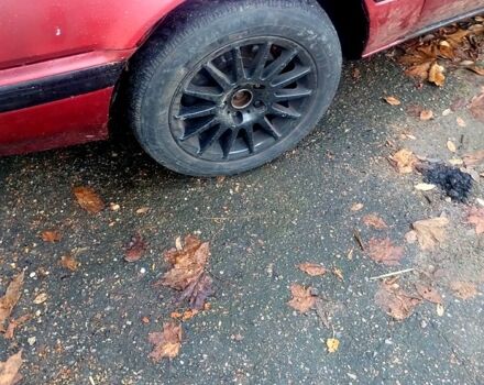 Червоний Мазда 626, об'ємом двигуна 2 л та пробігом 365 тис. км за 450 $, фото 3 на Automoto.ua