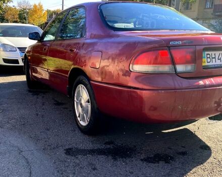 Червоний Мазда 626, об'ємом двигуна 1.8 л та пробігом 0 тис. км за 1050 $, фото 3 на Automoto.ua