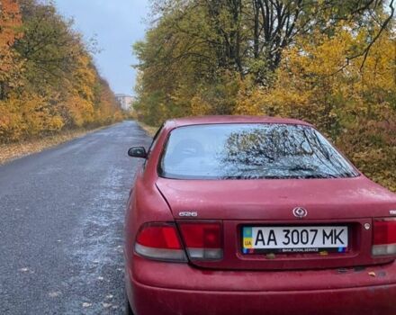Красный Мазда 626, объемом двигателя 2 л и пробегом 6 тыс. км за 1400 $, фото 2 на Automoto.ua