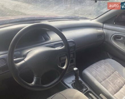 Червоний Мазда 626, об'ємом двигуна 2 л та пробігом 258 тис. км за 960 $, фото 4 на Automoto.ua