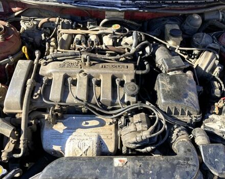 Червоний Мазда 626, об'ємом двигуна 1.8 л та пробігом 0 тис. км за 1050 $, фото 6 на Automoto.ua