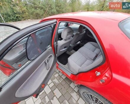 Красный Мазда 626, объемом двигателя 1.99 л и пробегом 220 тыс. км за 2300 $, фото 3 на Automoto.ua