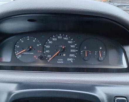 Красный Мазда 626, объемом двигателя 2 л и пробегом 210 тыс. км за 2600 $, фото 11 на Automoto.ua