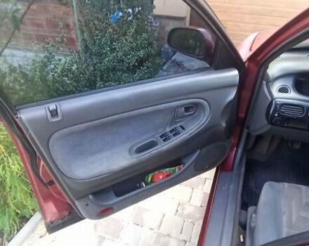 Красный Мазда 626, объемом двигателя 2 л и пробегом 509 тыс. км за 2700 $, фото 5 на Automoto.ua