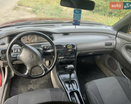 Красный Мазда 626, объемом двигателя 1.8 л и пробегом 28 тыс. км за 3000 $, фото 9 на Automoto.ua