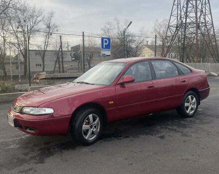 Красный Мазда 626, объемом двигателя 2 л и пробегом 320 тыс. км за 1549 $, фото 6 на Automoto.ua