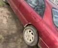 Красный Мазда 626, объемом двигателя 2 л и пробегом 300 тыс. км за 1000 $, фото 2 на Automoto.ua